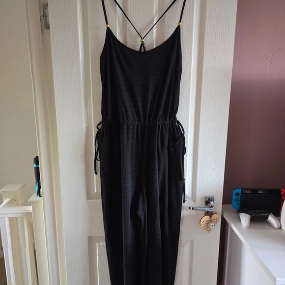 Chic Black Maxi Dress - Picture 1 of 4